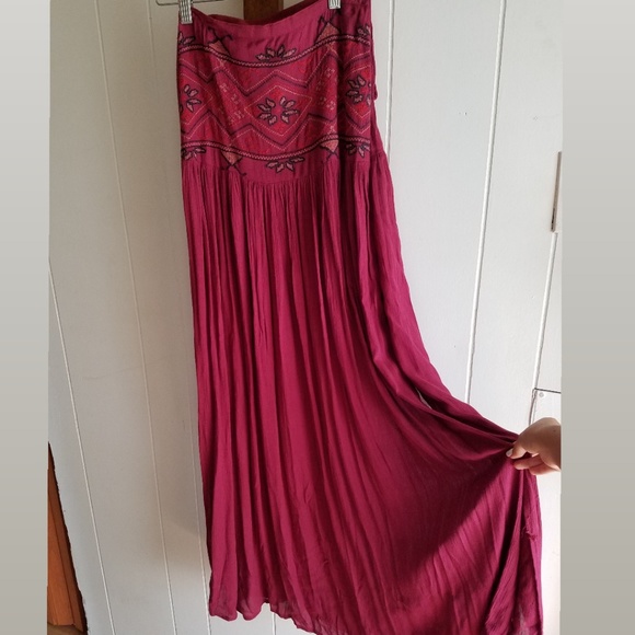 Dresses & Skirts - 🍂🍃Fall boho maxi skirt
